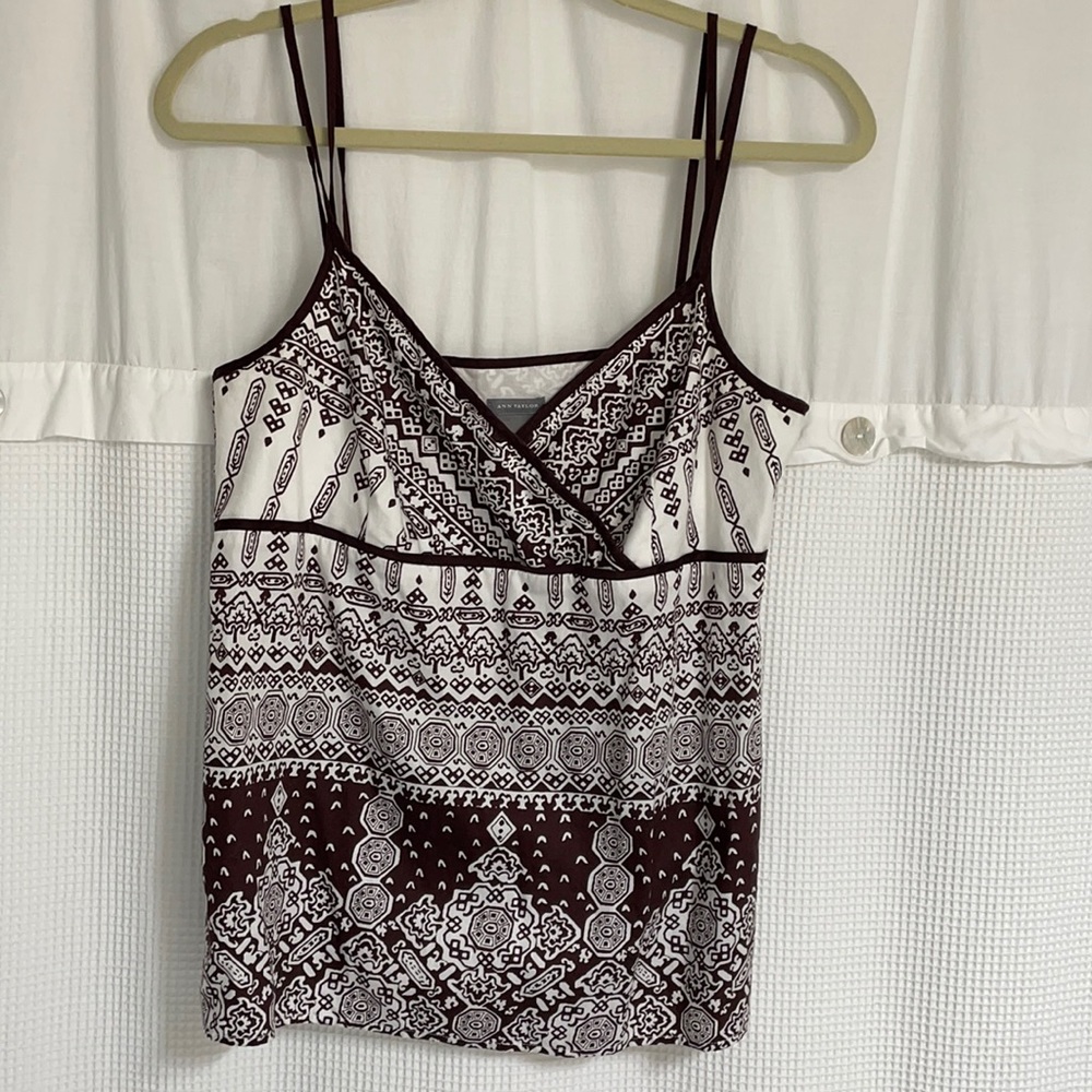 Ann Taylor maroon/white tank